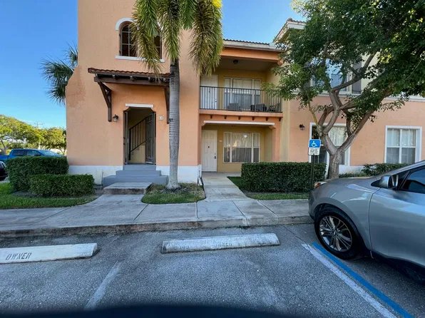 3557 Forest Hill Boulevard #57, Palm Springs, FL 33406