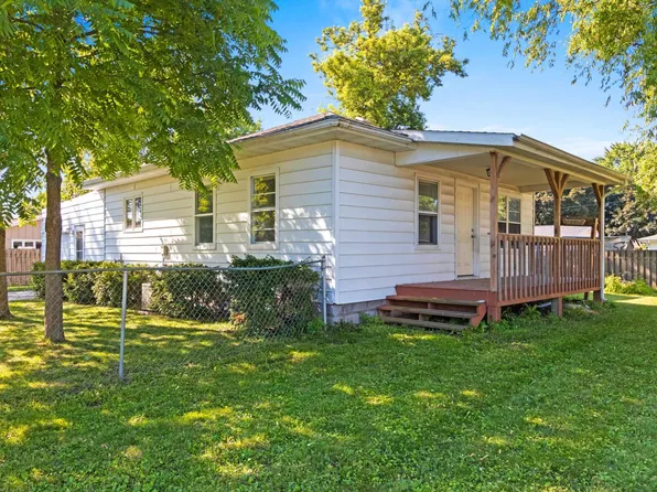 981 Rasmussen Pl, Green Bay, WI 54304