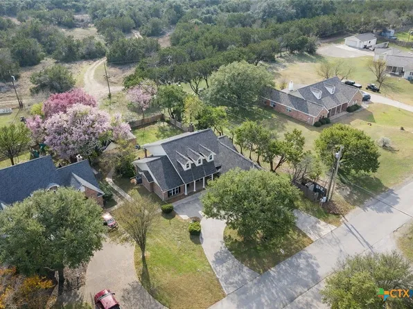 3900 Chisholm Trl, Salado, TX 76571