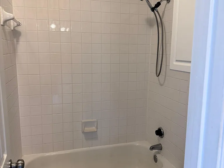 9702 Windy Hollow Dr — Photo 32
