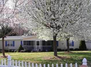 997 Pearl Ct, Randleman, NC 27317