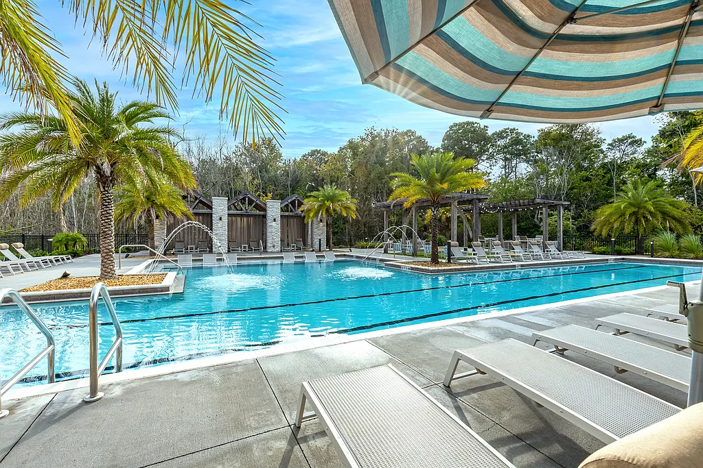Vintage Amelia Island Apartments — Photo 2