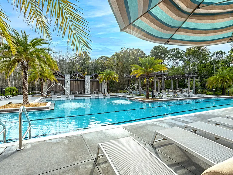 Vintage Amelia Island Apartments — Photo 2