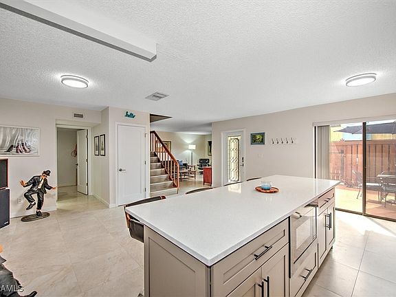 5th image of 4029 Sandlewood Ln APT 1
