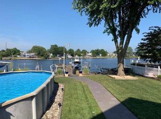 107 Bayside Dr, Baltimore, MD 21222