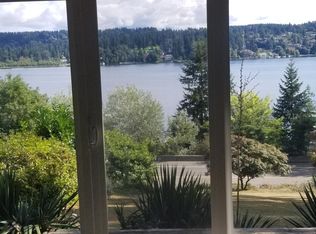 17541 Lake View Ln, Seattle, WA 98155