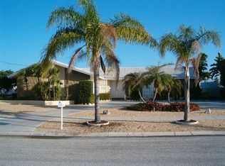 370 Palm Is SE, Clearwater, FL 33767