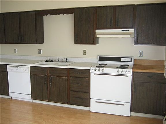 Spacious Kitchen