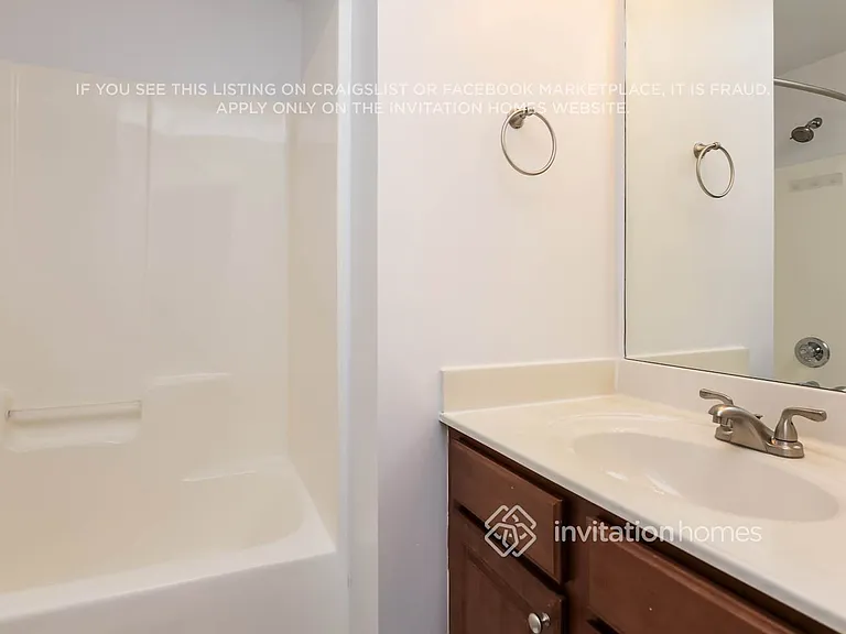 319 Oakland Hills Way — Photo 17