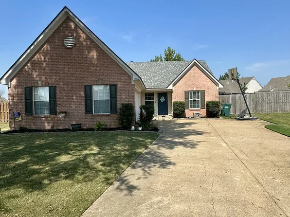 1562 Sarah Ann Cv, Southaven, MS 38671