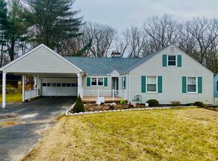 13 Alderbrook Ln, West Springfield, MA 01089