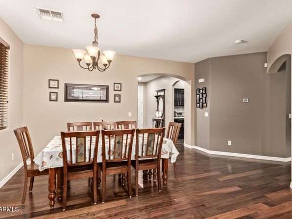 Massive 2,758 SF Modern Home | Prime Long-Term Investment photo 13
