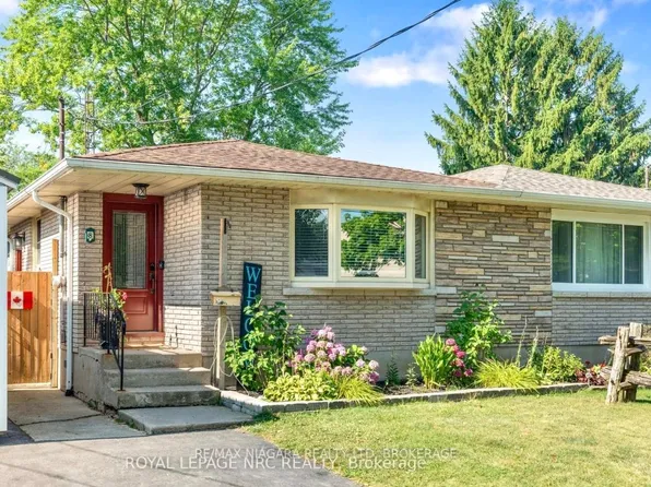 8 Lakehurst Dr, Saint Catharines, ON L2N 4C2