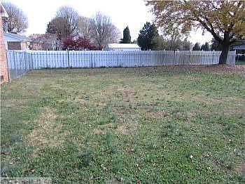 2nd image of 1600 Canstaff Dr