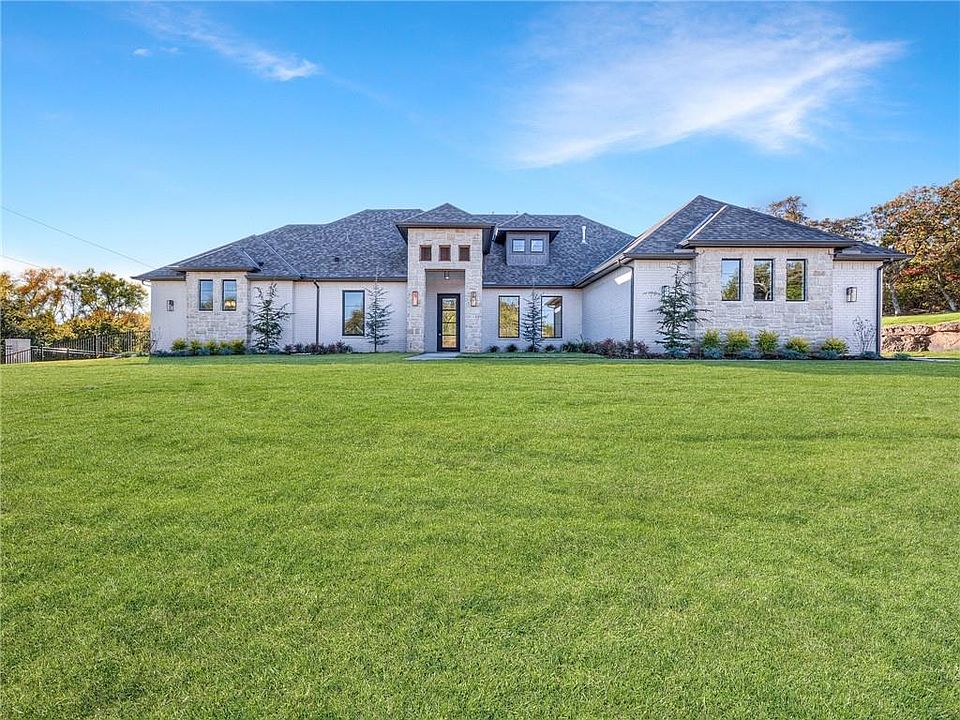 1st image of 9401 Autumn Park Ln