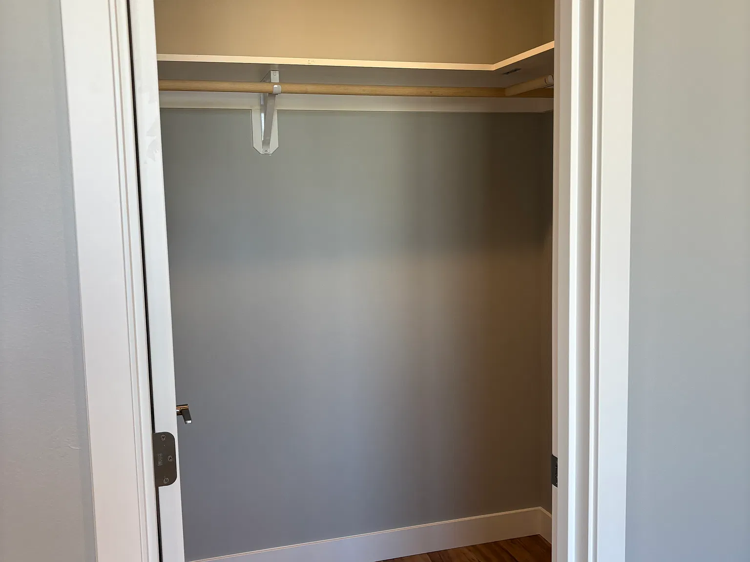 1 bed, 576 sqft, $1,900 — Photo 3