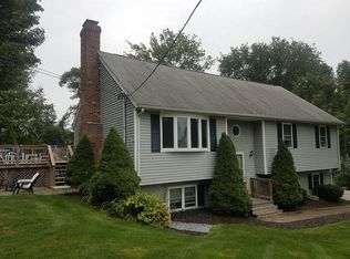 34 Merriam District, North Oxford, MA 01537