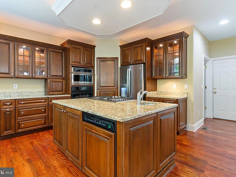 45105 Mill Creek Way — Photo 17