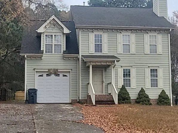 209 James St, Apex, NC 27502