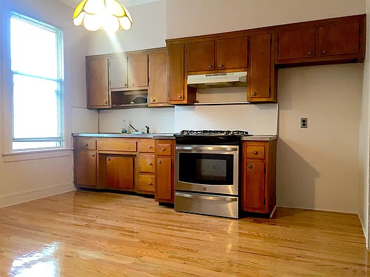 Rented by Capri Jet Realty Corp | media 13