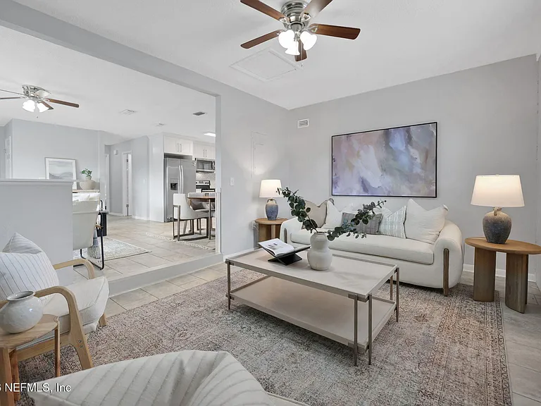 42 Dolphin Blvd — Photo 9