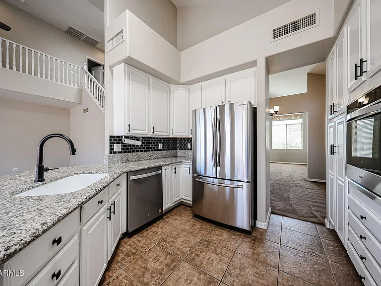 6506 W Molly Ln — Photo 14
