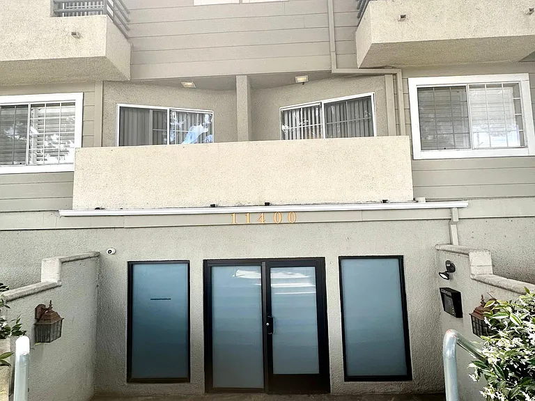 Terrace Trousdale — Photo 1