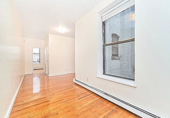 2nd image of 132 W 109th St APT 4A