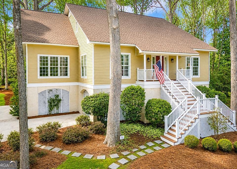 1st image of 211 Habersham Pl