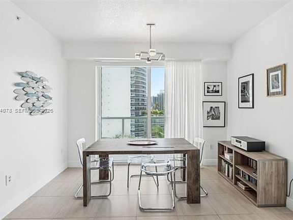 4th image of 1900 N Bayshore Dr APT 1511