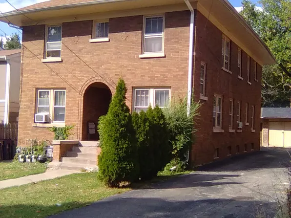 216 Jefferson Ave APT 3, Elgin, IL 60120