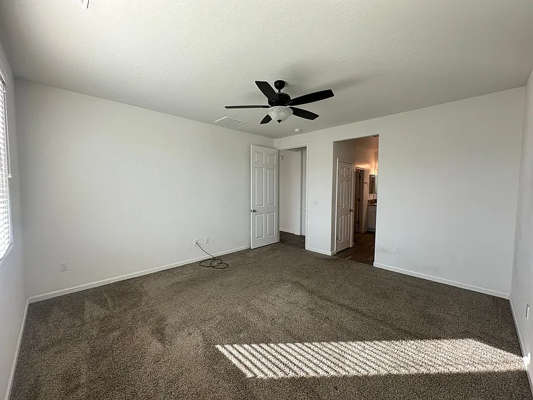 1620 W Porter Ave — Photo 13