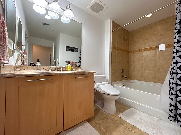 511 SE 5th Ave #620 — Photo 30