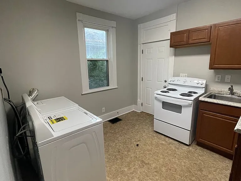 504 S 4th- HBS — Photo 10
