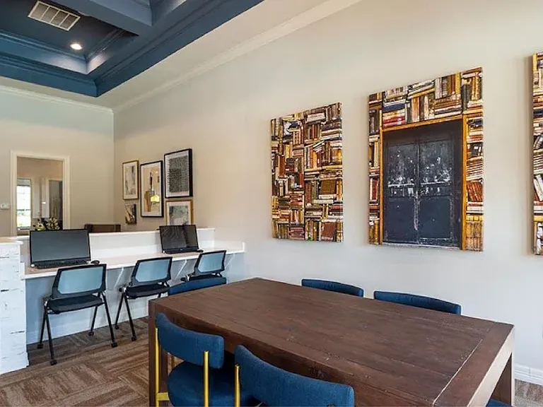 Cambria Cove Apartments — Photo 11