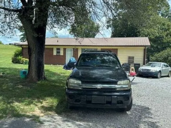 2618 Gaby Cir, Morristown, TN 37814