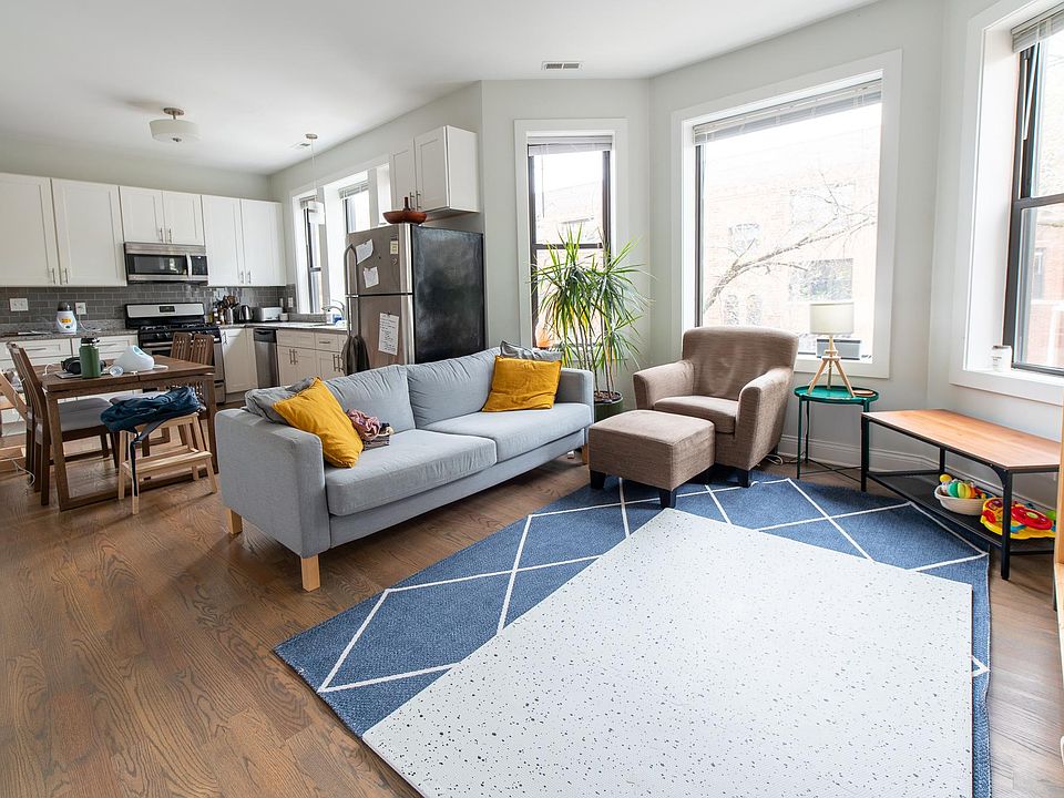 1st image of 1353 W Bryn Mawr Ave #2E