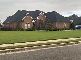 1907 Weatherly Cir, Decatur, AL 35603