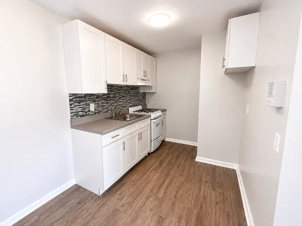 392 Stuyvesant Ave, Irvington, NJ