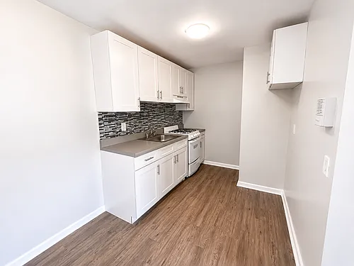 392 Stuyvesant Ave Photo 1