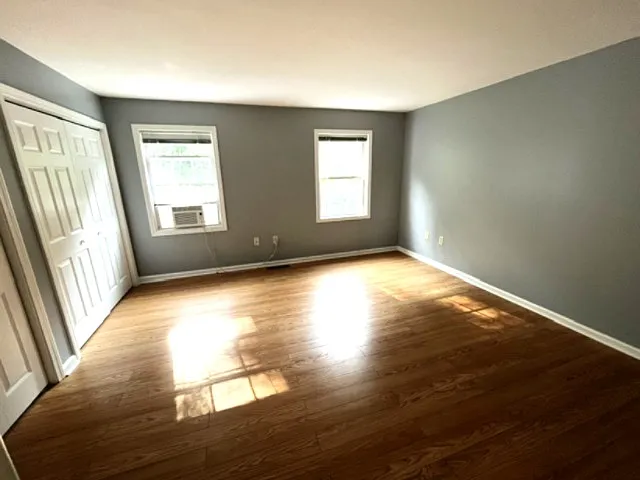 164 Summit St — Photo 4