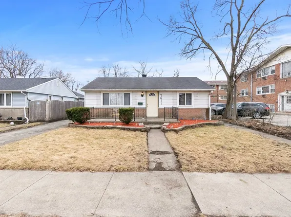 7911 45th St, Lyons, IL 60534