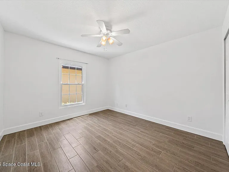 890 Luminary Cir #106 — Photo 8
