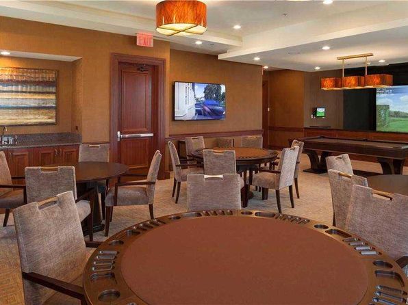 1000 Royal Court #1203, North Hills, NY 11040