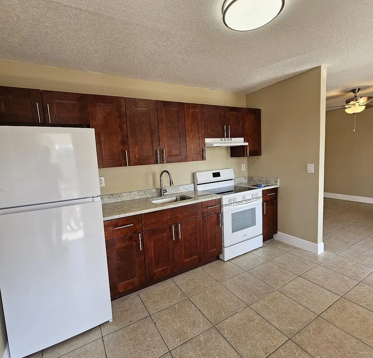 2 bed, 1.0 bath, 770 sqft, $1,750 — Photo 1