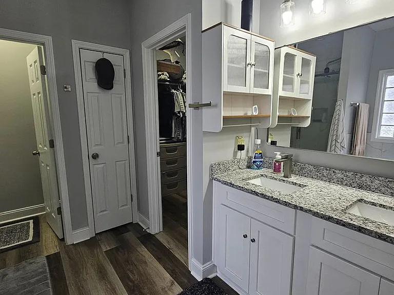 109 Fox Cove Xing — Photo 11