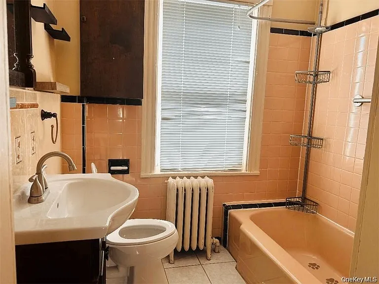 12 Parry Ave #2 — Photo 5