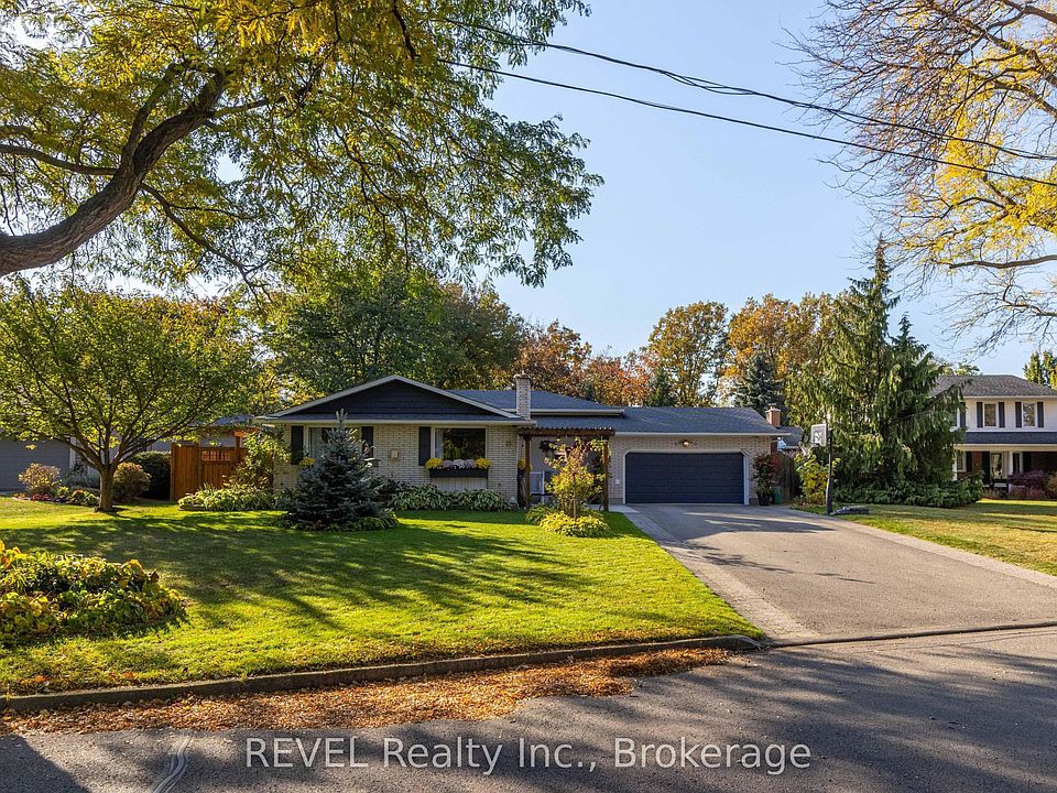 1st image of 23 Royal York Rd