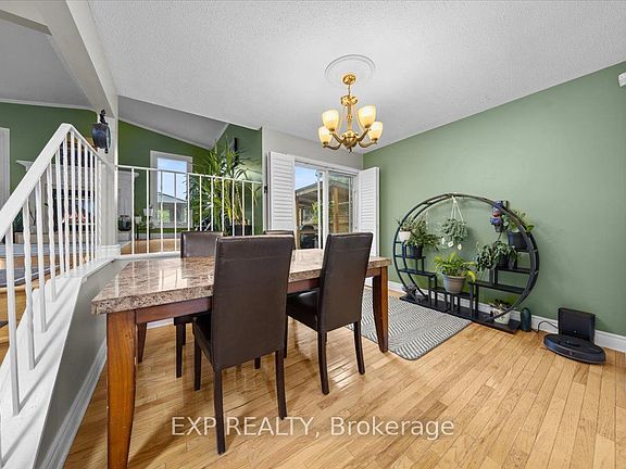 4th image of 1044 Arrowhead Pl