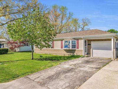 219 N 1st St, Fisher, IL, 61843